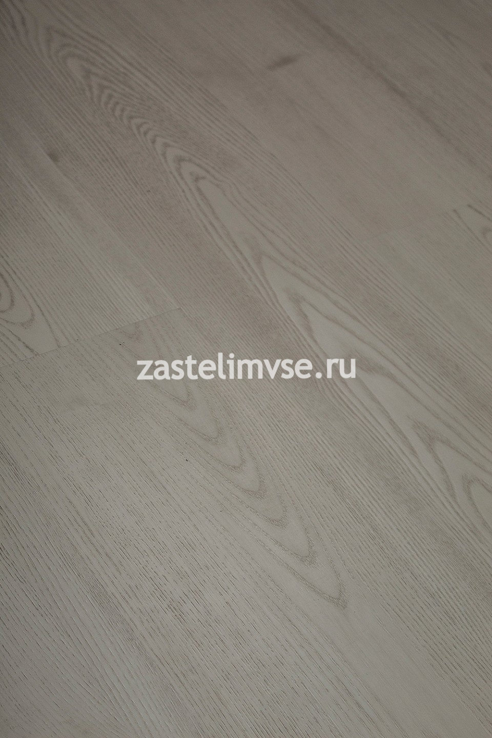 Композитный ламинат Respect Floor 4218  Дуб Морозный